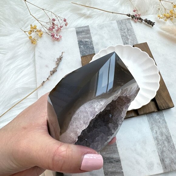 Agate Tower with Druzy - Picture 4 of 6